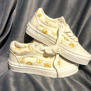 Girls Canvas Vans 11.0 Peace Flowers recycled cotton and hemp